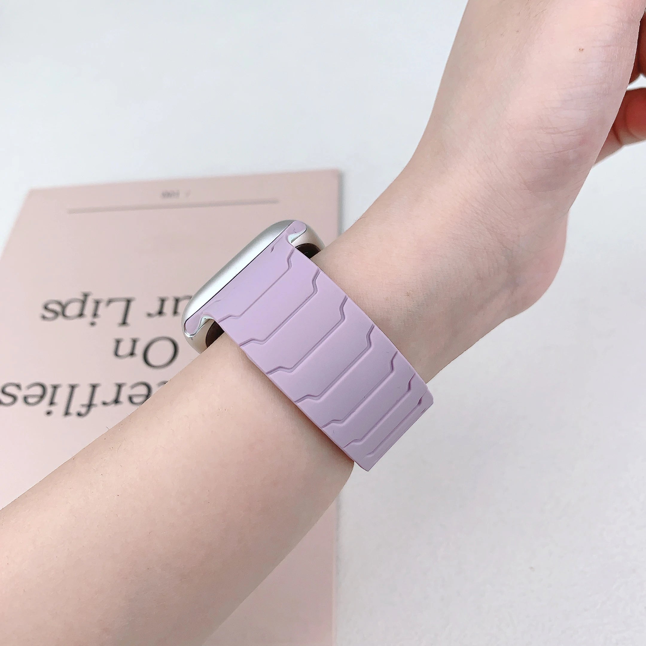 FlexBand - Premium Magnetic Smartwatch Strap